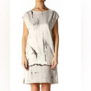 Dalia Sleeveless Shift Dress